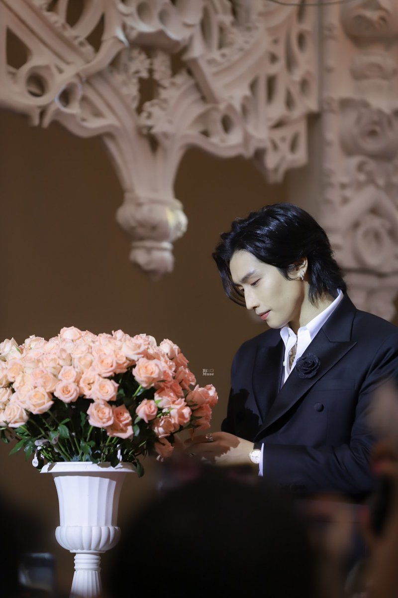 junigatsuu's tweet photo. สวัสดีวันอังคารสีชมพูนะคะ
ขอให้มีแต่เรื่องดีๆเกิดขึ้นกับไบเบิ้ลน้า
#อรุณสวัสดิ์คุณวิชญ์ภาส
∘∧,,,∧
(  ̳• · • ̳)
/    づ ♡ @biblesumett ♡
#BibleWichapas #bsumone https://t.co/1gOMZKDxZr