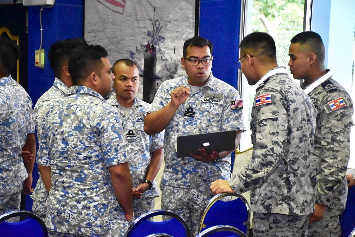 mwl3_tldm's tweet photo. Eksesais ini memupuk persefahaman serta kebolehoperasian bersama di antara Angkatan Maritim Thailand dan Malaysia.
#SEAEXTHAMAL #TLDM #Thailand #AirTimes
@tldm_rasmi @MINDEFMalaysia @MYCoastGuard @kd_terengganu @KdPerkasa https://t.co/jiHmTDiXI7