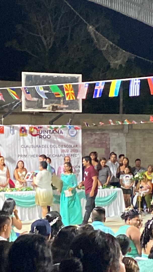 Un logro más un logro más