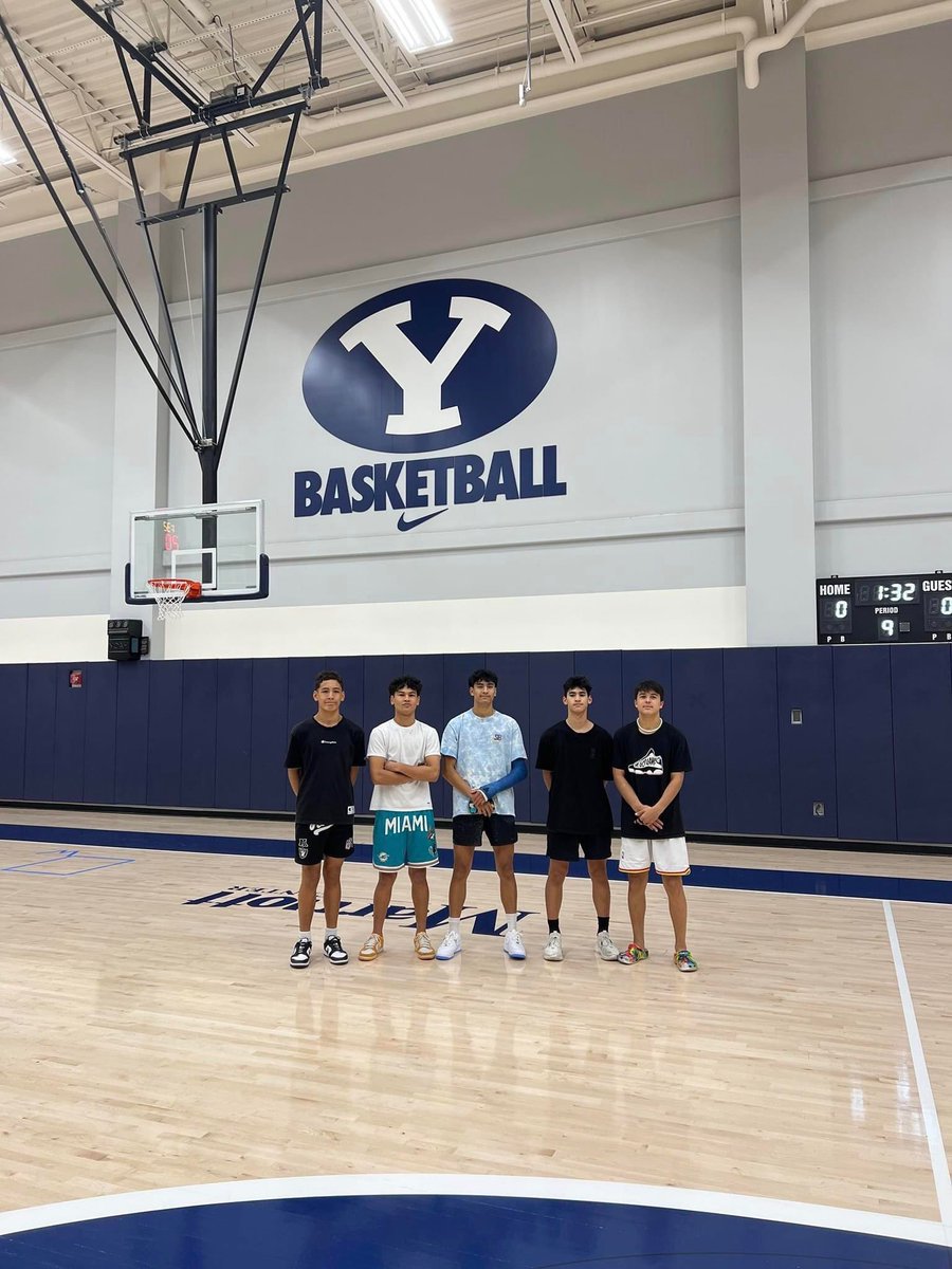 CooperLepou's tweet image. Thank you @KayleeSmiler for showing me around BYU. It is an amazing campus!
@BYUMBB