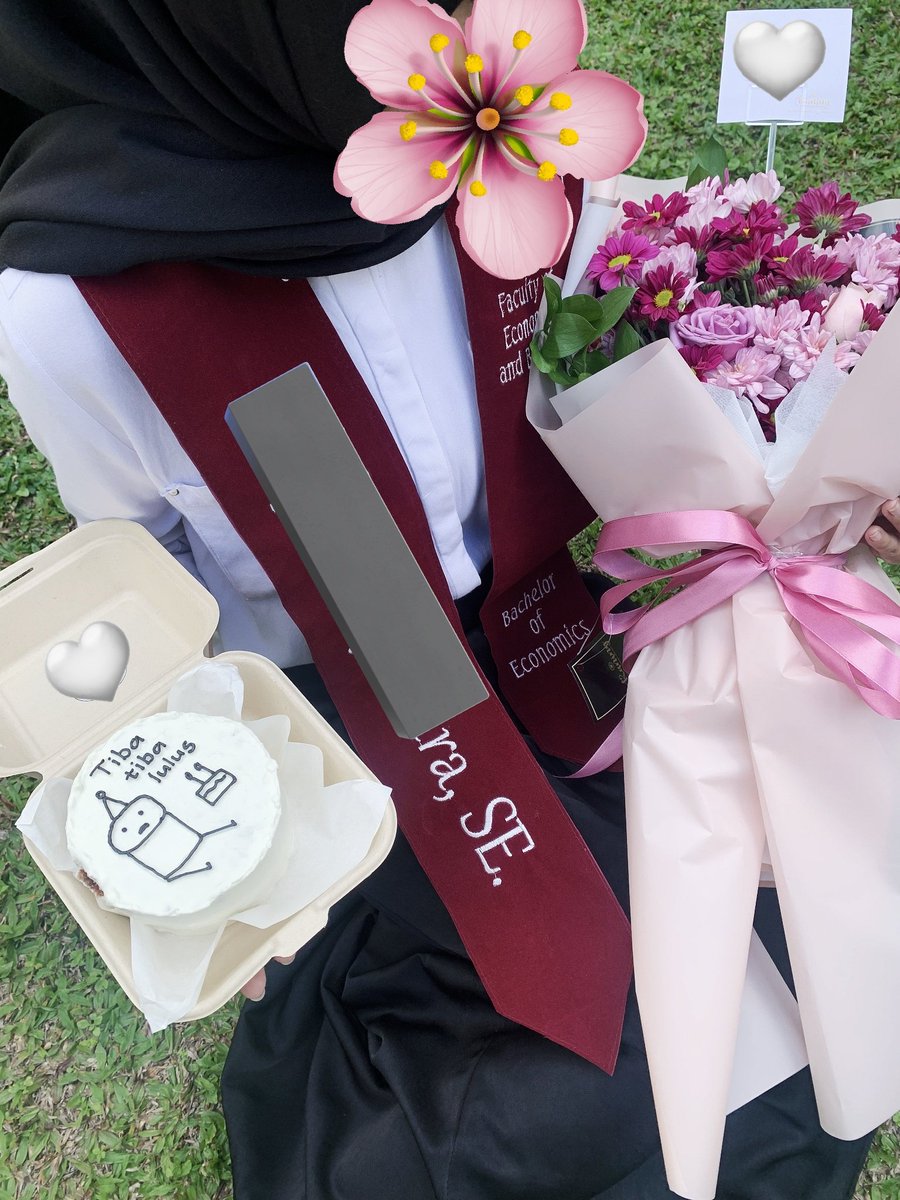 constaellar's tweet image. semua orang pasti revisi, nggak revisi kalo udah di surga