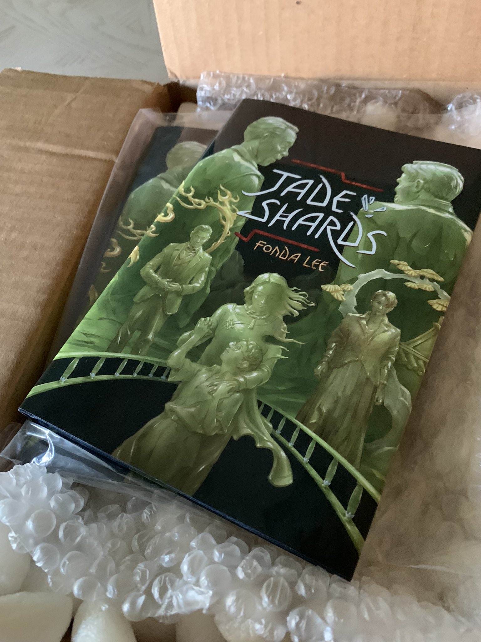 Fonda Lee on X: "JADE SHARDS has shipped! The copies that just arrived on  my doorstep are as beautiful as I anticipated. Hard to believe this final  piece of the Green Bone