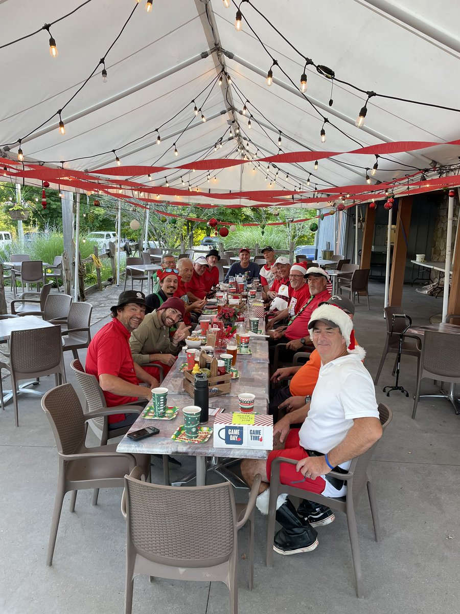 Massive shout-out and thanks to <a href="/DH_scdsb/">Daryl Halliday</a> for organizing the #ChristmasInJuly for the Monday Night Hackers at <a href="/settlersghostgc/">Settlers' Ghost GC</a> Fun night! Cheers Daryl