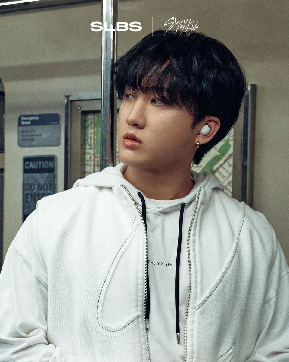 slbsstudio's tweet photo. 𝐒𝐓𝐀𝐑 𝐓𝐎 𝐆𝐀𝐋𝐀𝐗𝐘
𝐒𝐋𝐁𝐒 𝐗 𝐒𝐓𝐑𝐀𝐘 𝐊𝐈𝐃𝐒
ㅤ
STAR to GALAXY with 창빈.
SLBS의 우주로 스트레이키즈 창빈이 찾아옵니다
ㅤ
CHANGBIN in the brand new galaxy of Ours
Be the Whole New Galaxy with SLBS x Stray Kids.
2023. JUL. 26
ㅤ
#slbs #slashbslash #straykids #jyp #STARtoGALAXY #samsung #EcoFriends #galaxy #스트레이키즈 #StrayKids #스키즈 #SKZ #STAY #스키주 #SKZOO #slbs_straykids #slbsstudio #slbs_bethenew #beTHENEW #창빈 #CHANGBIN #돼끼 #DWAEKKI