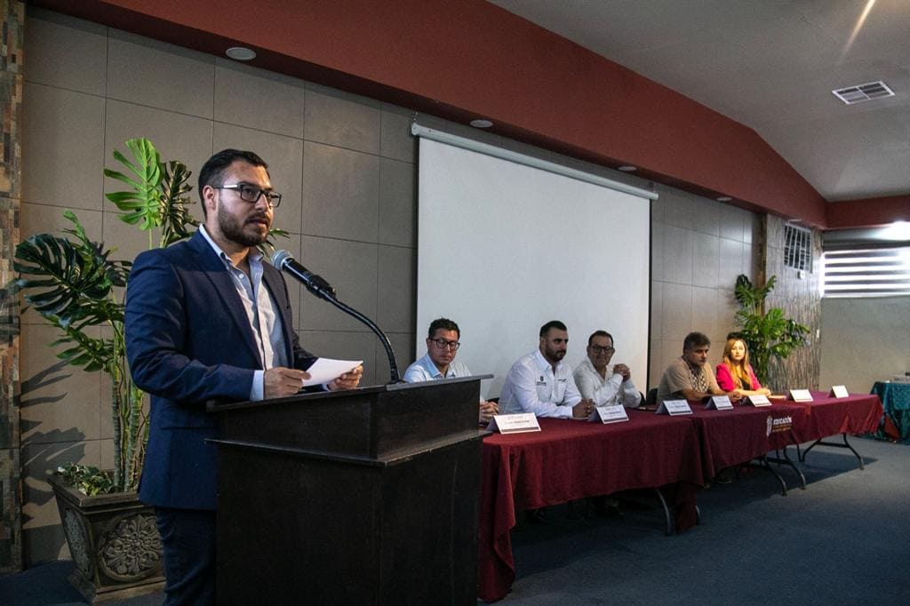 BCInformativa's tweet photo. MEXICALI.- Un total de 353 maestras y maestros de educación básica de Mexicali, recibieron este lunes su constancia oficial de cambio de centro de trabajo para el ciclo escolar 2023-2024, aprobado porla Secretaría de Educación a través de la Dirección

https://t.co/UoFnJSIafn https://t.co/Ivwx9aA4OC