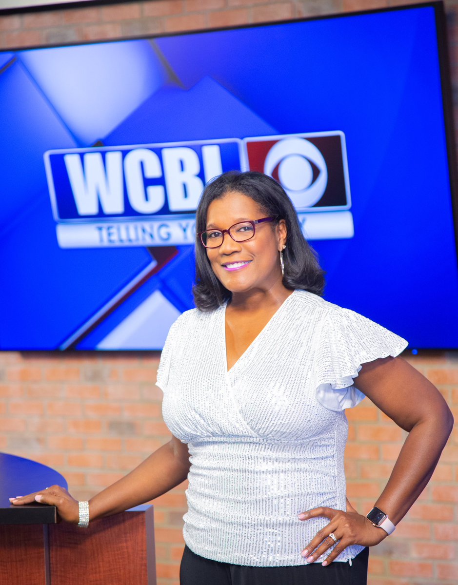 AundreaSelf's tweet photo. A silver celebration! So grateful to be celebrating 25 years at WCBI-TV. https://t.co/BLvfMtaYmf