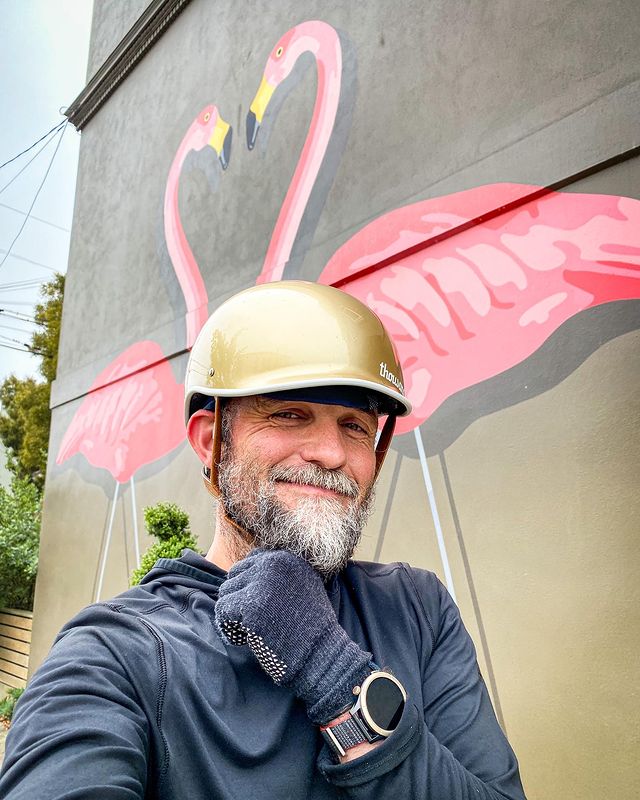 AmazfitGlobal's tweet photo. 🚴♂️ Jakub Mosur, the adventure seeker, sketched out the word "Amazfit" as he cycled though the #SFMap with the #Amazfit #CheetahPro & synced his route to his Strava! 🗺️ Witness the incredible synergy of #TechAndAthletics in action. What a way to showcase the power of Amazfit! 👏 https://t.co/iIkl8QfHF1