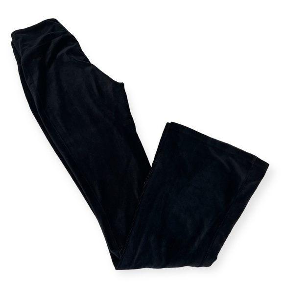 So good I had to share! Check out all the items I'm loving on <a href="/Poshmarkapp/">Poshmark</a> from <a href="/ShannonPologru2/">Shannon Pologruto</a> #poshmark #fashion #style #shopmycloset #mudd: posh.mk/8oyFJkruwBb