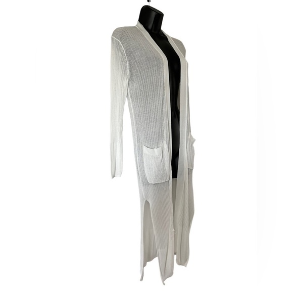 Impossible Traveler tweet media