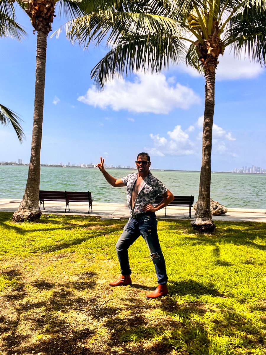 lbertico89's tweet photo. 💪🏻✌🏻🌴🏝️⛱️👌🏻🐚🫀 #MiamiBeach https://t.co/K0uJQXGEaV