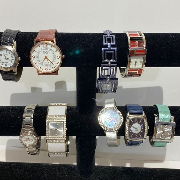 The Gift Yenta tweet media