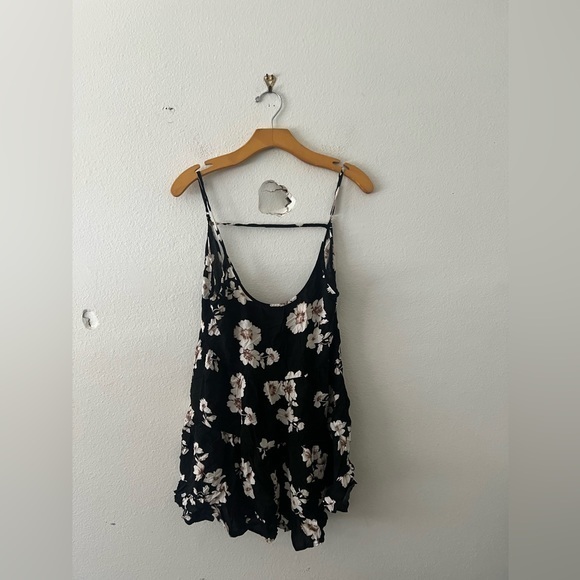 VintageClothingSF tweet media