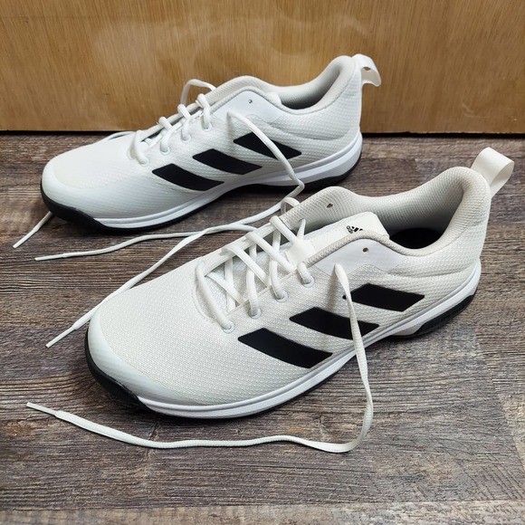 itsbryanbailey's tweet photo. So good I had to share! Check out all the items I'm loving on @Poshmarkapp from @KristieRincker #poshmark #fashion #style #shopmycloset #adidas #forever21 #coach: https://t.co/2G4fSFVG0m https://t.co/WZD5kYIDsx