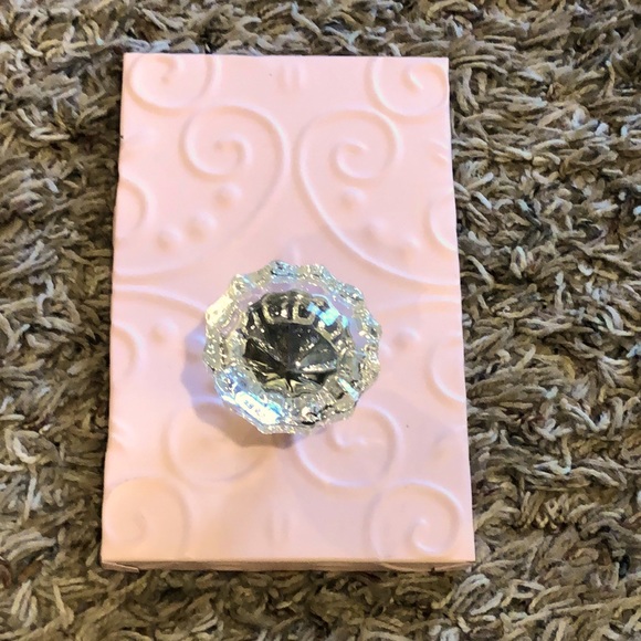 So good I had to share! Check out all the items I'm loving on <a href="/Poshmarkapp/">Poshmark</a> #poshmark #fashion #style #shopmycloset #carhartt #3gimports: posh.mk/gnL7pExuwBb