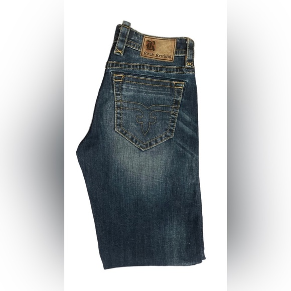 LenzeRex's tweet image. So good I had to share! Check out all the items I'm loving on @Poshmarkapp #poshmark #fashion #style #shopmycloset #dujour #rockrevival: posh.mk/yl0t46xuwBb