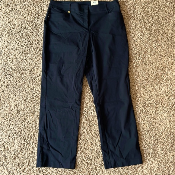 So good I had to share! Check out all the items I'm loving on <a href="/Poshmarkapp/">Poshmark</a> #poshmark #fashion #style #shopmycloset #jmcollection: posh.mk/HLa04KzuwBb