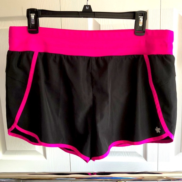 So good I had to share! Check out all the items I'm loving on <a href="/Poshmarkapp/">Poshmark</a> from @Laura51092817 #poshmark #fashion #style #shopmycloset #eddiebauer #louisvuitton #tekgear: posh.mk/NZTM0XFuwBb