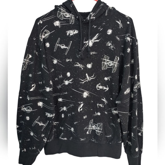 PKStuff's tweet image. So good I had to share! Check out all the items I'm loving on @Poshmarkapp #poshmark #fashion #style #shopmycloset #starwars: posh.mk/x6nITDHuwBb