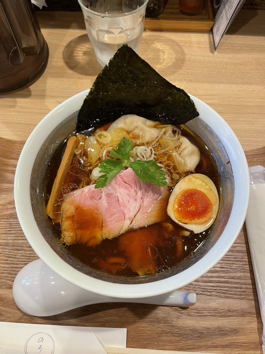 endo60531's tweet photo. のうら(HOME)さんで
特製中華そば https://t.co/YFLApD6m5d