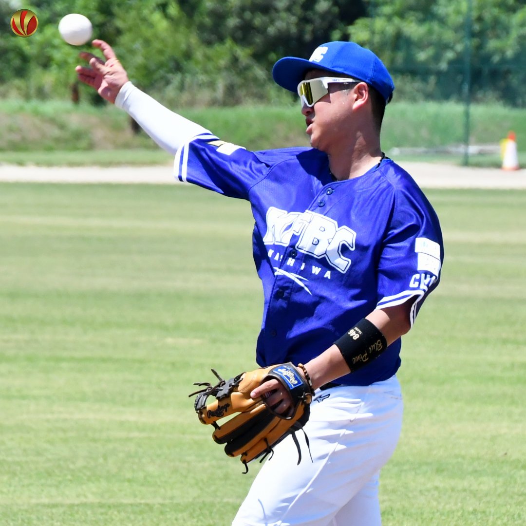 victoria_league's tweet image. 【#今週のローリングス】球場で見つけた「大会オフィシャルパートナー・ #ローリングス（@Rawlings_japan）」愛用プレイヤーをピックアップ！！
今週は、今季初参戦の注目チーム #KFBC の皆さん！

#草野球大会Victoria　#victorialeague　#victoria_league　#Rawlings　#草野球　#軟式野球