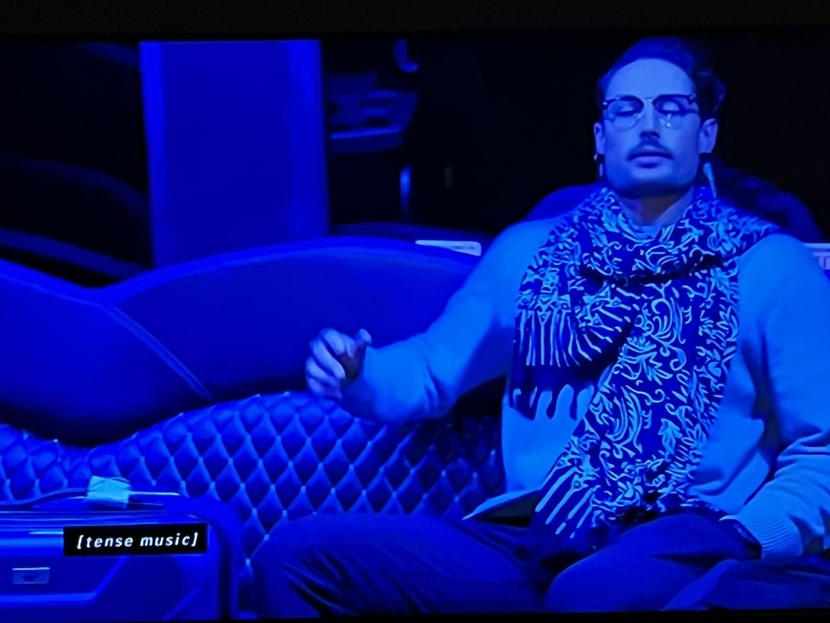 “i just wanted to let you know you did nothing wrong”

BRAYDEN BE SO FUCKING FOR REAL RN delusion is not healthy #thebachelorette