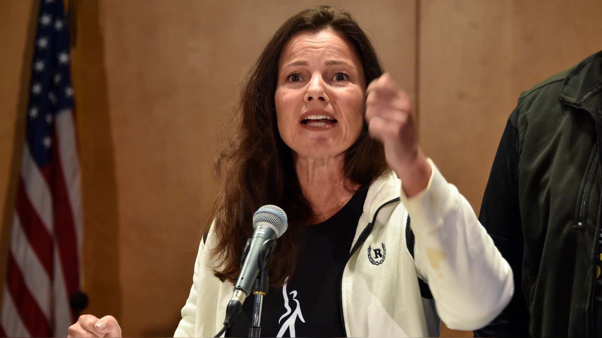 lbarraa's tweet image. Fran Drescher tiene más cojones que ningún actor de acción, incluso uno que hace sus propias escenas de riesgo… #frandrescher lidera una huelga contra la máquina de difusión más poderosa del mundo… hacete esa Tom Cruise! #actorstrike