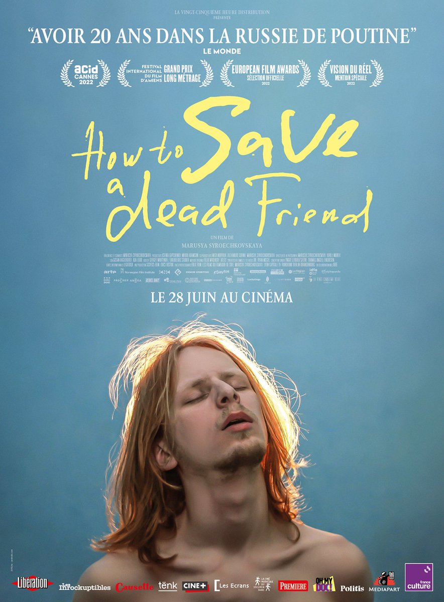 YvesGounin's tweet photo. #HowtoSaveaDeadFriend ★☆☆☆ est un documentaire qui peut se lire à deux niveaux : c'est une histoire d’amour entre deux naufragés et une radioscopie de la jeunesse russe sous #Poutine des années 2005-2015.
La critique sur mon blog : https://t.co/2DDQpNBvPn https://t.co/5QzMBrW6Bq