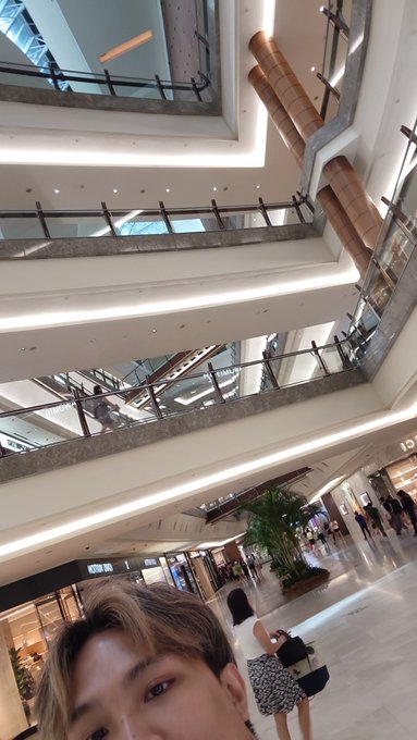 Hello from KL https://t.co/9aJD3Aq30f<a href="/tag/%E0%B8%8A%E0%B9%88%E0%B8%A7%E0%B8%A2%E0%B8%99%E0%B8%81"class="tags"><span>#ช่วยนก</span></a><a href="/tag/%E0%B8%99%E0%B8%81%E0%B9%80%E0%B8%AD%E0%B8%B5%E0%B9%89%E0%B8%A2%E0%B8%87"class="tags"><span>#นกเอี้ยง</span></a><a href="/tag/%E0%B8%99%E0%B9%89%E0%B8%AD%E0%B8%87%E0%B8%94%E0%B8%B3"class="tags"><span>#น้องดำ</span></a>