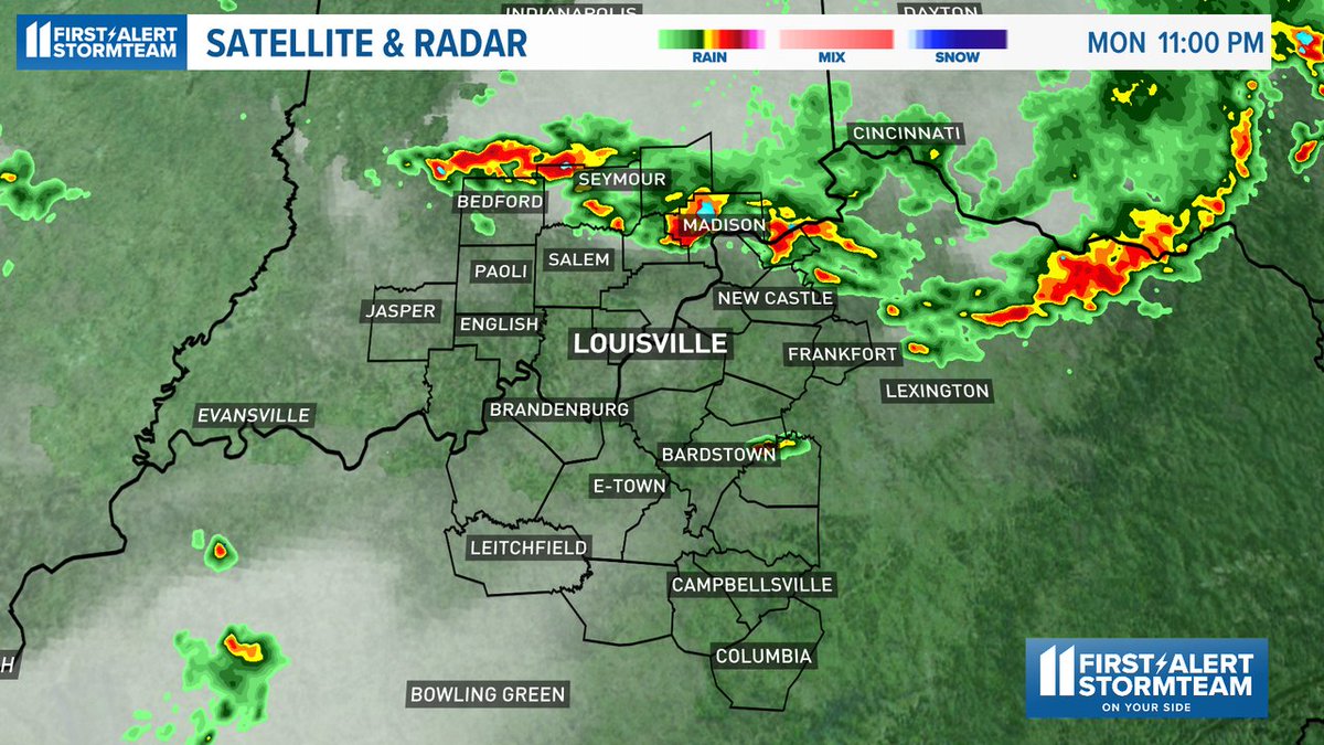 Latest radar and satellite.    More weather all the time at https://t.co/Efiubo2kz8 @WHAS11 #WeatherBeast #Louisville #Weather https://t.co/juwpmpbM2Z