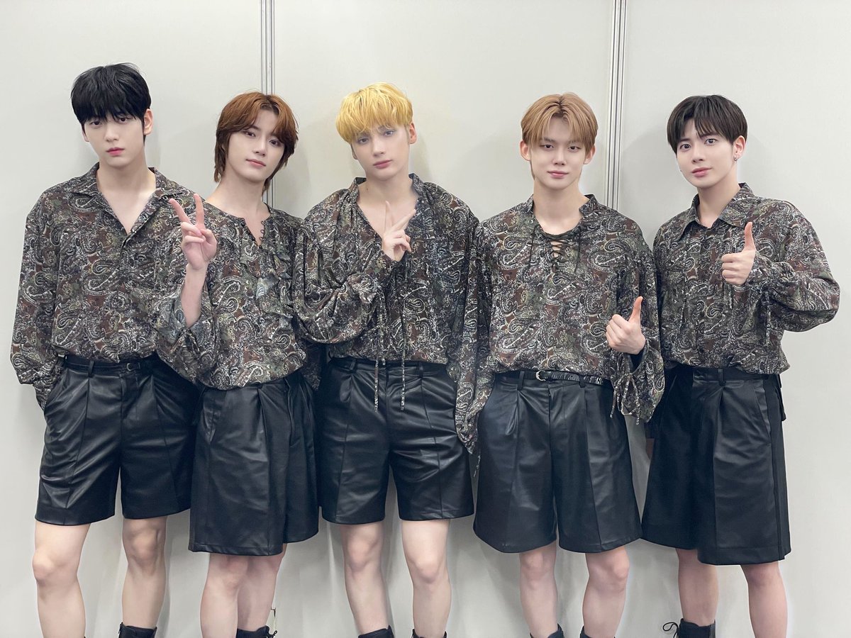 Another incredible fan meeting with our wonderful MOA. Our hearts were glad and grateful to have you here. We are thankful for your participation in making it an exciting one. We treasured every second and look forward to sharing more priceless feelings with you.