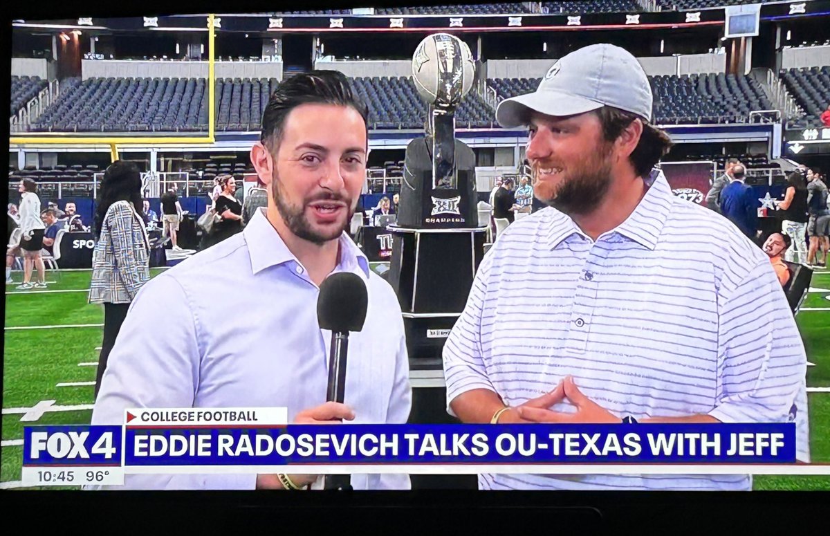 Exciting surprise to find @Eddie_Rado featured on my Friday eve @FOX4 #Free4All recording I’m catching up on. Nice interview choice @JeffKolbFOX4 Made my day, let’s hear from him again this season. @SamGannon87 @MikeDoocyFox4 #bestshowonTV