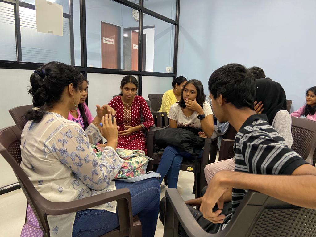 Rnetism's tweet photo. Our team covered various topics like protecting #PersonalInformation, avoiding #Scams, responsible use of #SocialMedia, #Cyberbullying awareness, #SafeOnlineGaming, reporting mechanisms for #CyberCrime, and encouraging for constructive content to become #PositiveInfluencers https://t.co/f4xpLYpLYT