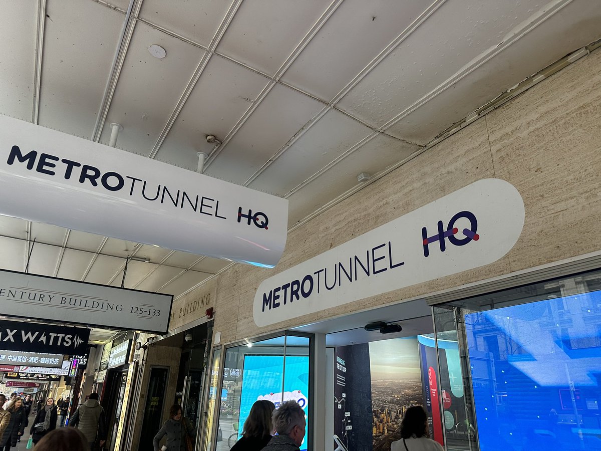 VicLLENs tweet media