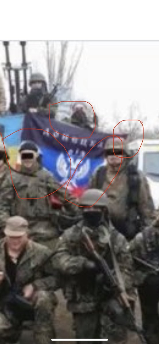 richardszeka's tweet photo. @Rail_splitter1 @PLR_2024 @ZelenskyyUa @TuckerCarlson @GrantCardone @domLucre372975 @RobertKennedyJr @SenatorTimScott @AmbNikkiHaley @RepDonaldsPress @SenTedCruz @SpeakerMcCarthy @RepMTG You can call me whatever you want but you can clearly see the edits with your own eyes. Where did the guys arm and hand go? Is the flag just floating? https://t.co/dgIY2w2KpX