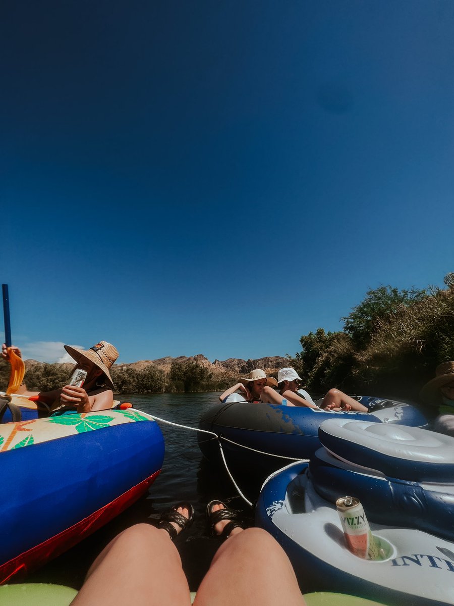 kaaaaaaylin_'s tweet photo. salt river tubing https://t.co/UXQls0WbQy