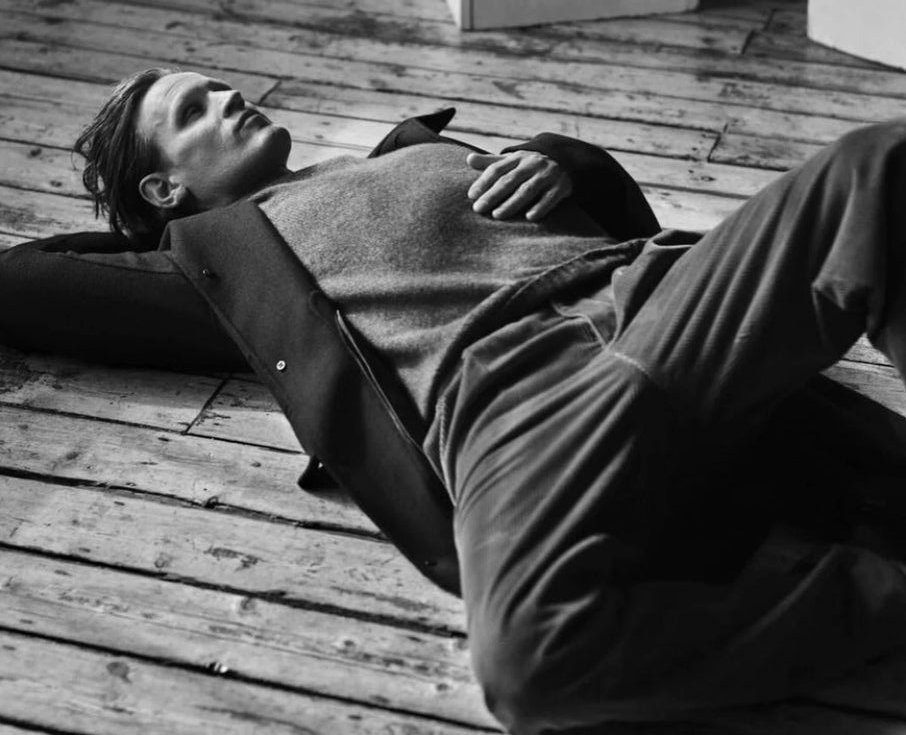 ㅤㅤㅤ╰┈┈╼⦅  ⿻