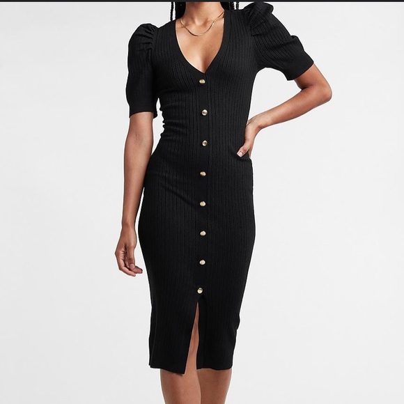 79Alanis's tweet photo. So good I had to share! Check out all the items I'm loving on @Poshmarkapp #poshmark #fashion #style #shopmycloset #louisvuitton #express #blacklabel: https://t.co/FwFxKcnLz7 https://t.co/AEqPxL8Xz6