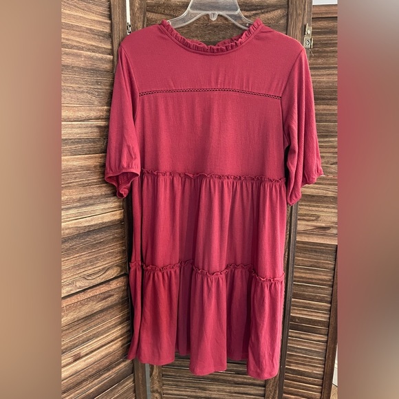 So good I had to share! Check out all the items I'm loving on <a href="/Poshmarkapp/">Poshmark</a> #poshmark #fashion #style #shopmycloset #aeropostale #newbalance #knoxrose: posh.mk/dTjJ3mGbmBb