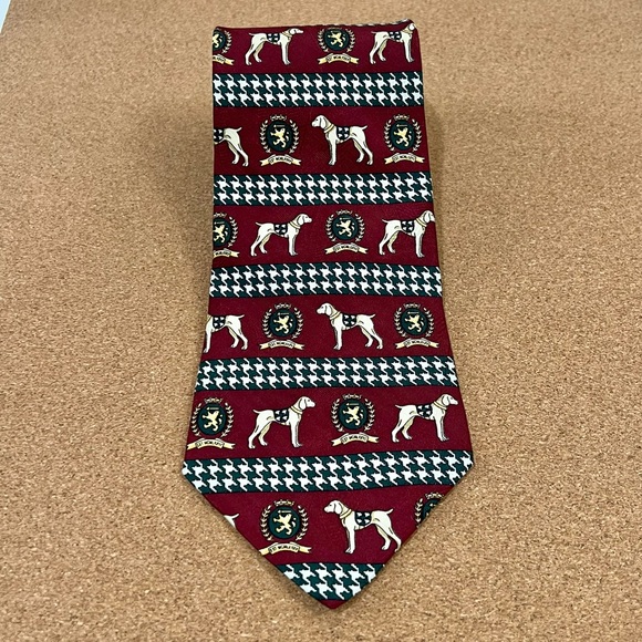 catnbug70's tweet photo. So good I had to share! Check out all the items I'm loving on @Poshmarkapp from @Celeste55937742 #poshmark #fashion #style #shopmycloset #tommyhilfiger #tabletopsgallery: https://t.co/IJcdVBAz8y https://t.co/k6sN2KBivJ