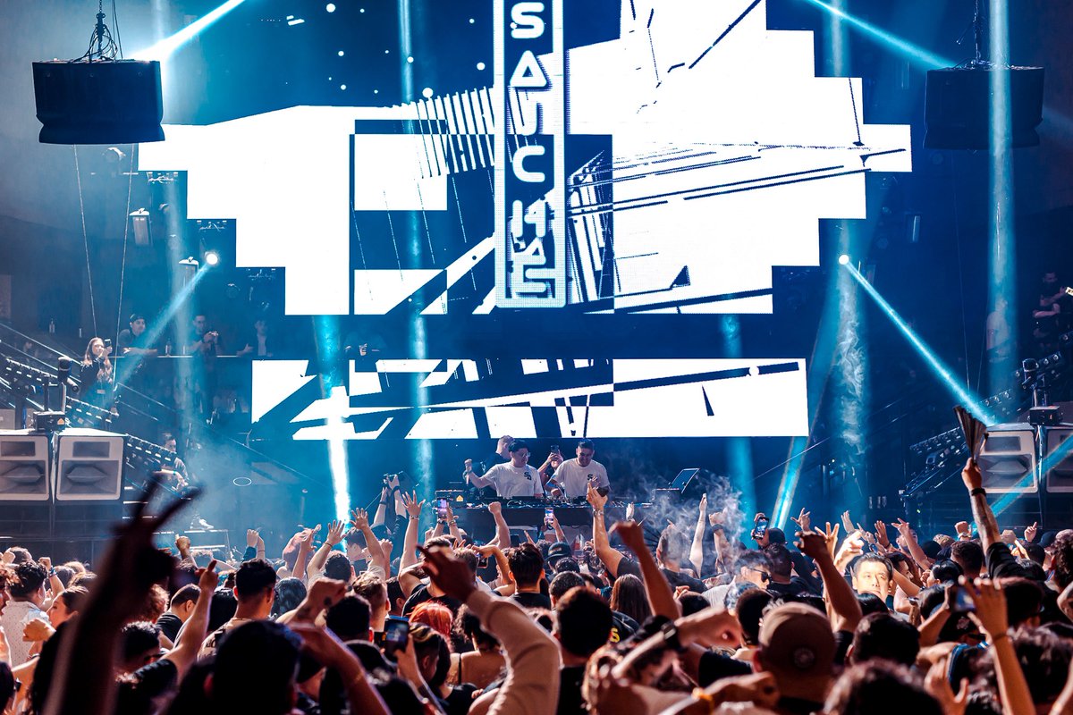 sajcheofficial's tweet photo. Wow Exchange, you really showed up and lasted til the end. We would not have made it this far if it wasn’t for your support throughout the years. 
This is only the beginning 🔥 

Huge thanks to @bassconmassive @ExchangeLA for having us! 

📸: @frvnki3jay https://t.co/hNBh4sMO8K