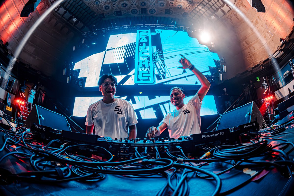 Wow Exchange, you really showed up and lasted til the end. We would not have made it this far if it wasn’t for your support throughout the years. 
This is only the beginning 🔥 

Huge thanks to <a href="/bassconmassive/">Basscon</a> <a href="/ExchangeLA/">ExchangeLA</a> for having us! 

📸: <a href="/frvnki3jay/">Franki3.Jay</a>