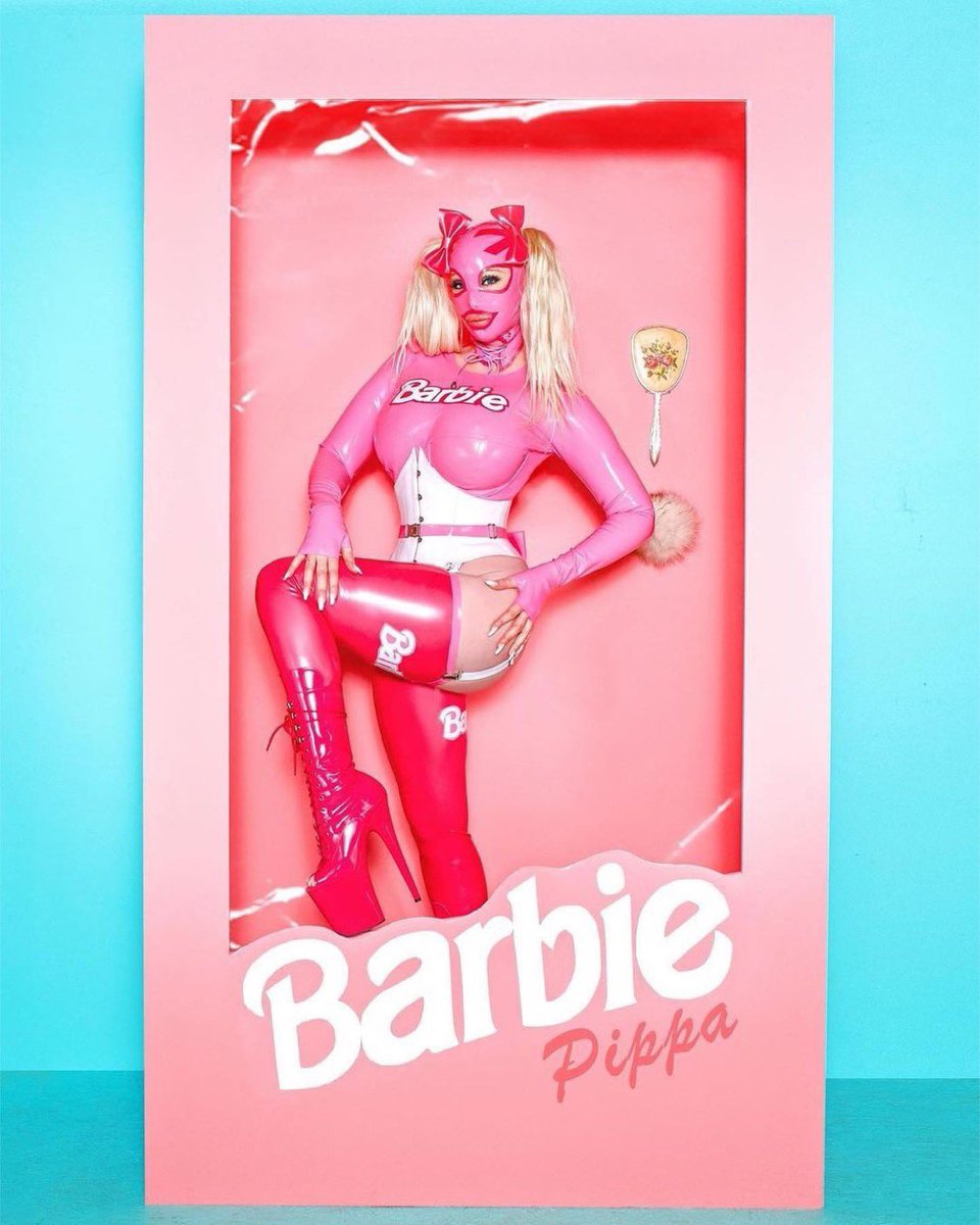 BRubberdom's tweet photo. • @pippalatex 🎀NOW AVAILABLE: Deluxe 6 Piece S*xy Fet*sh Latex Doll set! All items also sold separately, or buy the whole set and save over $40! Visit our Etsy shop link in bio! 
Photo: @andreahunterphotography 

#barbie #barbiedoll #barbiemania #lifeinpink https://t.co/N2A1tS4gJg