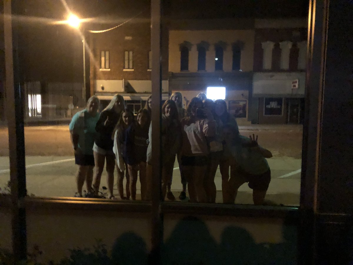 #funinthesunvb  Wallace Wildcats in the bank window mirror