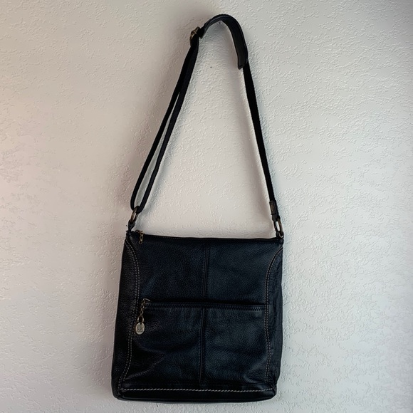 So good I had to share! Check out all the items I'm loving on <a href="/Poshmarkapp/">Poshmark</a> #poshmark #fashion #style #shopmycloset #sheincurve #ralphlauren #thesak: posh.mk/rOwOEQJywBb