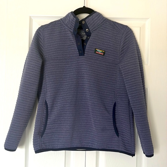 willowsfinds's tweet photo. So good I had to share! Check out all the items I'm loving on @Poshmarkapp #poshmark #fashion #style #shopmycloset #pinkvictoriassecret #nulabel #llbean: https://t.co/DlzpheyWVD https://t.co/PWmEBL4FDz