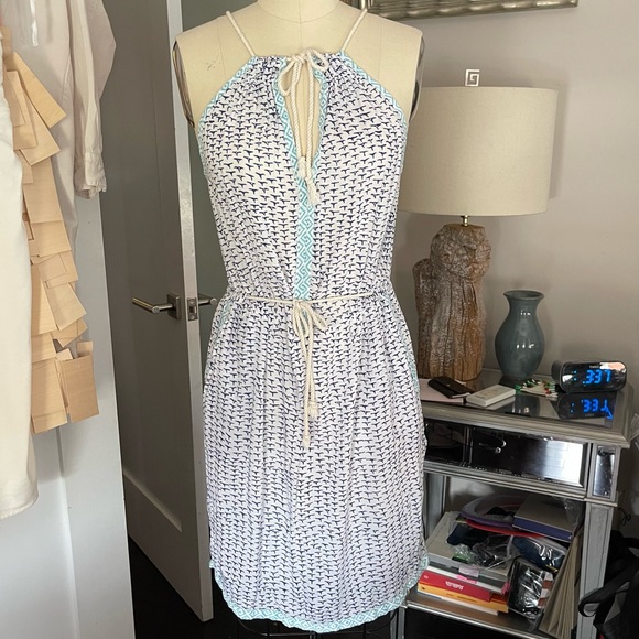onlifeandstuff's tweet photo. So good I had to share! Check out all the items I'm loving on @Poshmarkapp #poshmark #fashion #style #shopmycloset #robertarollerrabbit #jadams #christianlouboutin: https://t.co/G3YycWsjhO https://t.co/UD85FbOtrJ