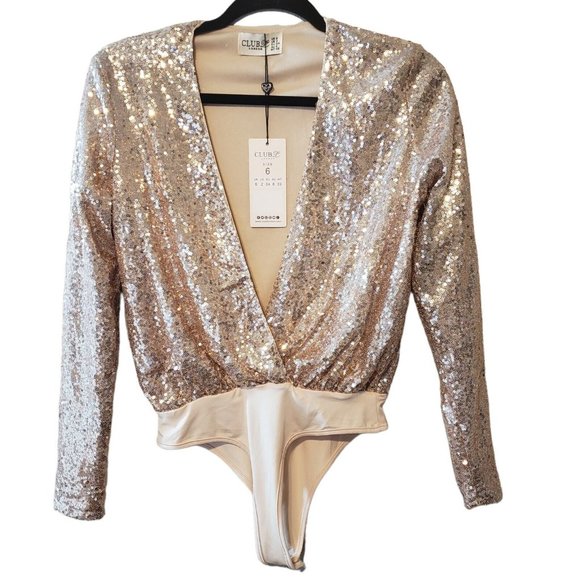 So good I had to share! Check out all the items I'm loving on <a href="/Poshmarkapp/">Poshmark</a> #poshmark #fashion #style #shopmycloset #underarmour #levis #clublondon: posh.mk/iNreL6QywBb