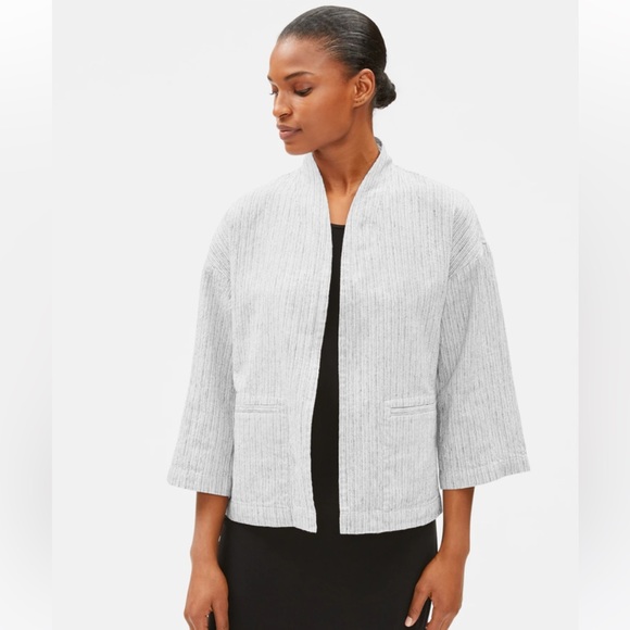 So good I had to share! Check out all the items I'm loving on <a href="/Poshmarkapp/">Poshmark</a> #poshmark #fashion #style #shopmycloset #lululemonathletica #eileenfisher: posh.mk/XBrcN7TywBb