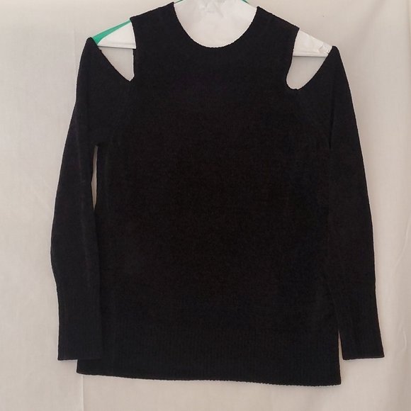 So good I had to share! Check out all the items I'm loving on <a href="/Poshmarkapp/">Poshmark</a> #poshmark #fashion #style #shopmycloset #rachelroy #lizclaiborne #loft: posh.mk/leQ3CNuarBb