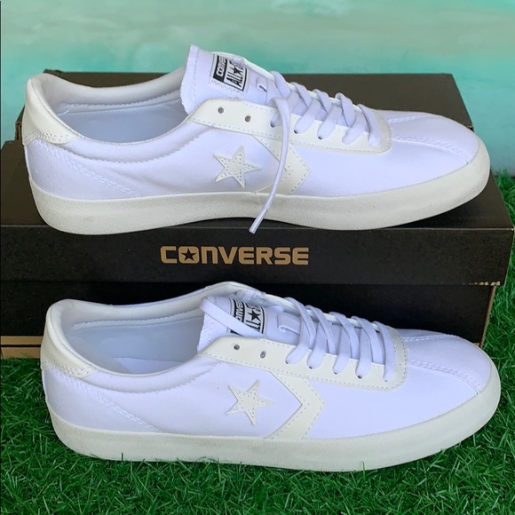 platnyms's tweet photo. So good I had to share! Check out all the items I'm loving on @Poshmarkapp #poshmark #fashion #style #shopmycloset #nike #converse #jordan: https://t.co/zlLkEkP9Jy https://t.co/Zqd4GcqTOp